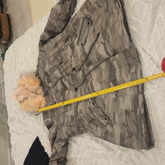Torrid camo cold weatherTwill Fur Lined Parka size 3! New Without tags! - Picture 14 of 16